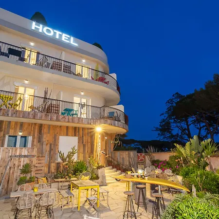 Almanarre - Eco-responsable Face A La 2*