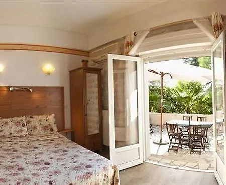 Almanarre - Eco-responsable Face A La Hotel Hyeres