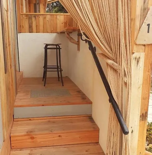 Almanarre - Eco-responsable Face à La 2*