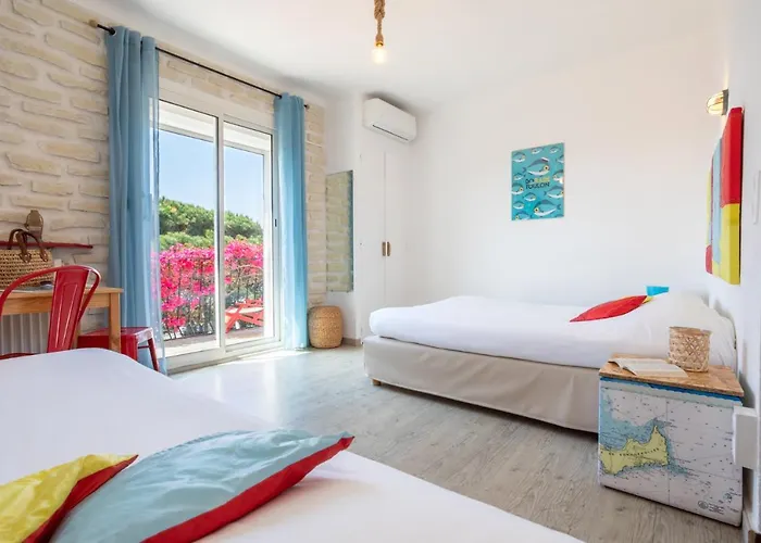 Almanarre - Eco-responsable Face à La Hyères