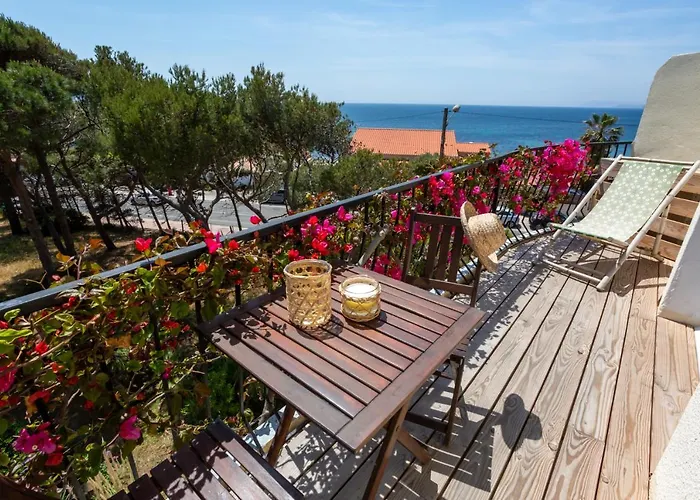 Almanarre - Eco-responsable Face à La Hotel Hyères