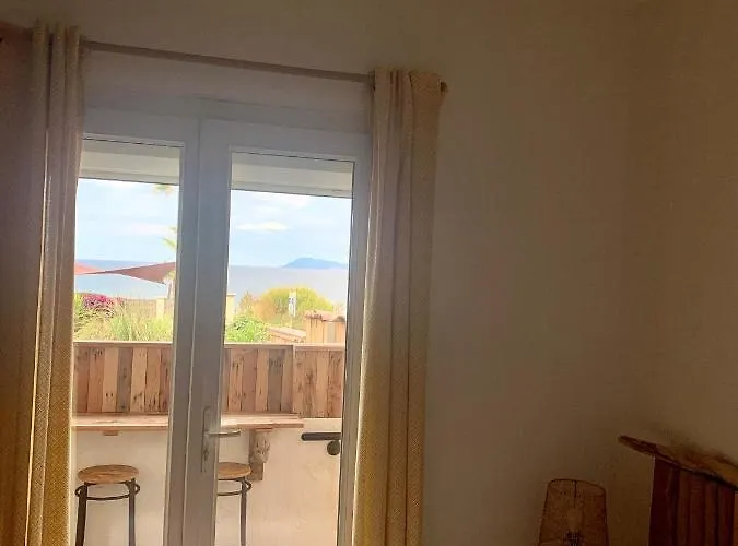 Almanarre - Eco-responsable Face à La 2*