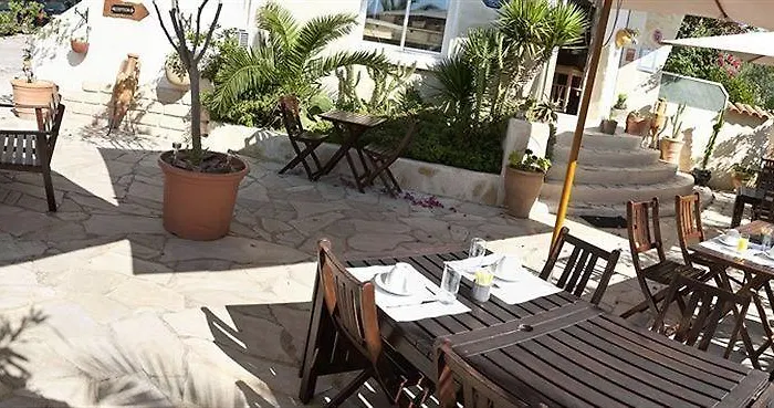 Almanarre - Eco-responsable Face à La 2* Hyères