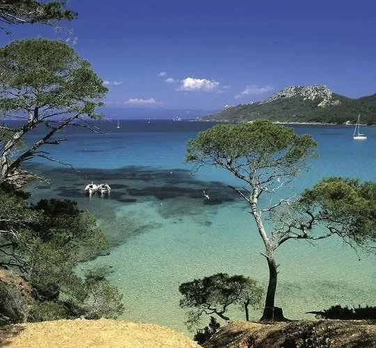 Hotel Almanarre - Eco-responsable Face à La 2*