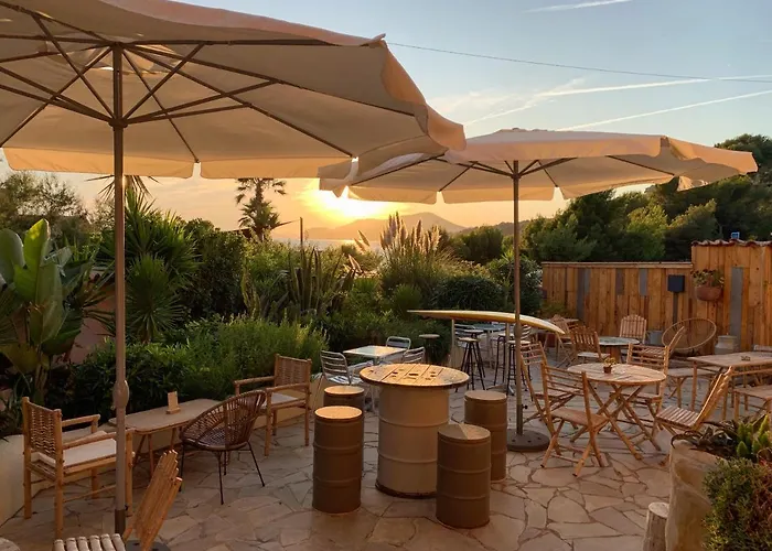 Almanarre - Eco-responsable Face à La Hotel Hyères