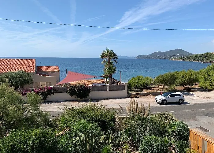 Hotel Almanarre - Eco-responsable Face à La 2*