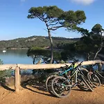 Almanarre - Eco-responsable Face à La 2* Hyères
