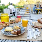 Almanarre - Eco-responsable Face à La Hotel Hyères