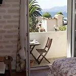 Almanarre - Eco-responsable Face à La Hotel