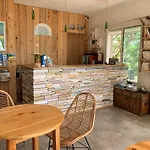 Hotel Almanarre - Eco-responsable Face à La 2*