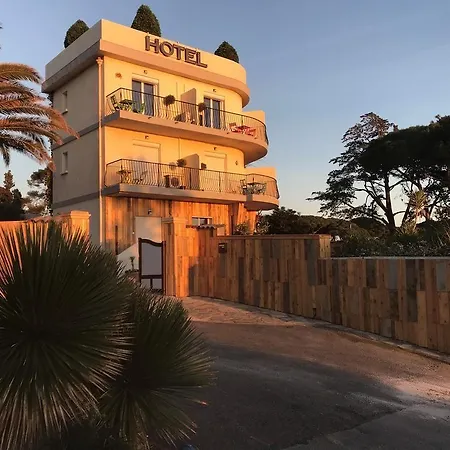 Hotel Almanarre - Eco-responsable Face A La 2*