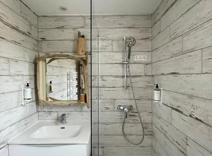 Almanarre - Eco-responsable Face A La 耶尔