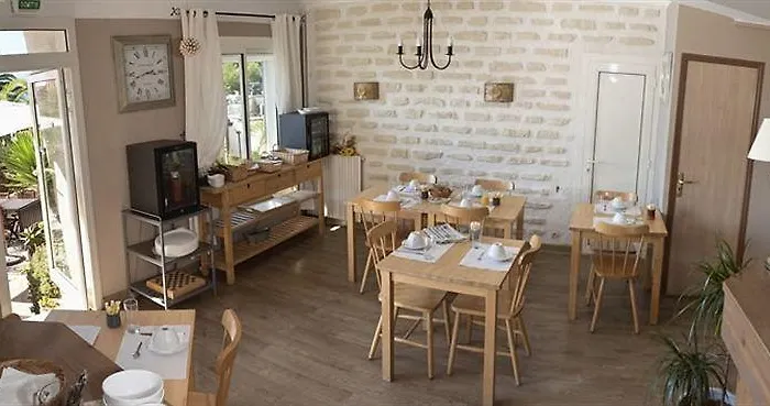 Almanarre - Eco-responsable Face A La מלון