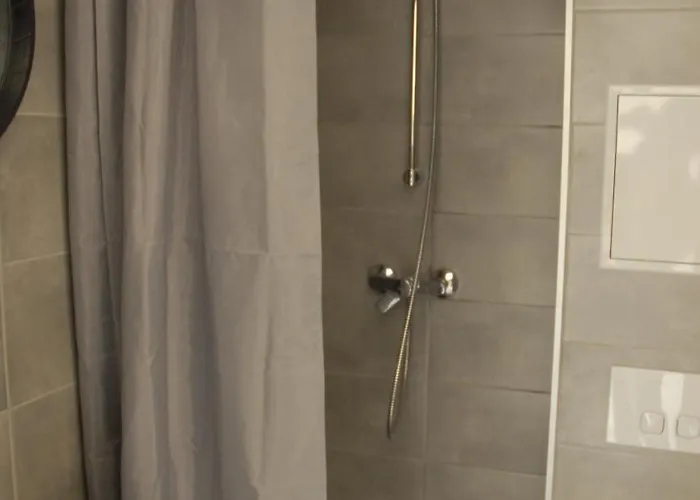 Almanarre - Eco-responsable Face A La 2*