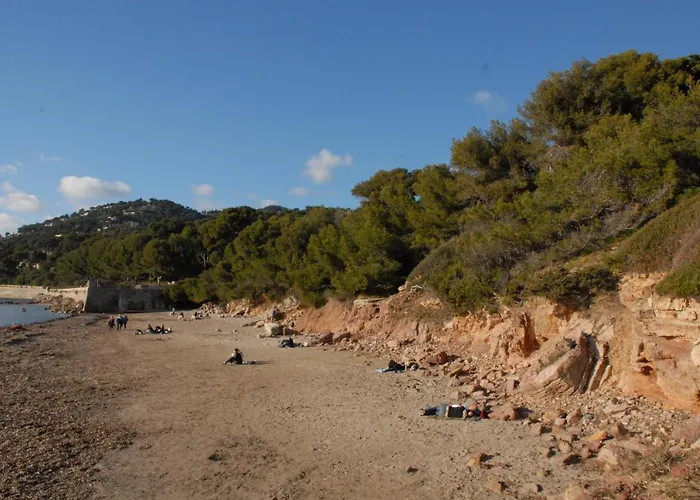 Almanarre - Eco-responsable Face A La מלון 2*