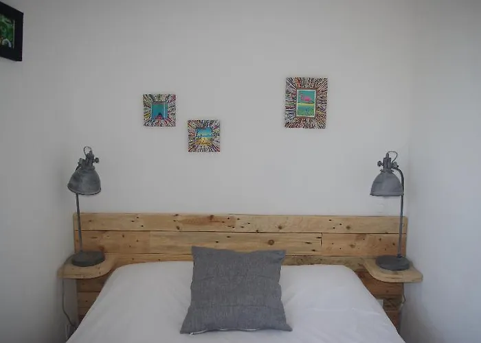 Almanarre - Eco-responsable Face A La 2*